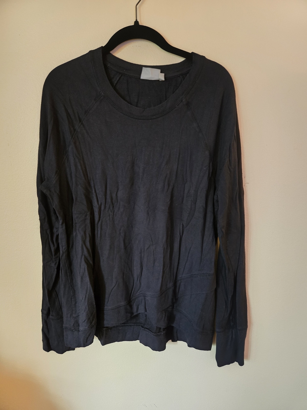 Women’s Black Long-Sleeve Crewneck Top